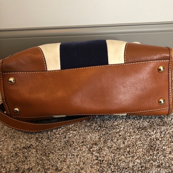 authentic  MK tote bag gently used - Picture 2 of 3